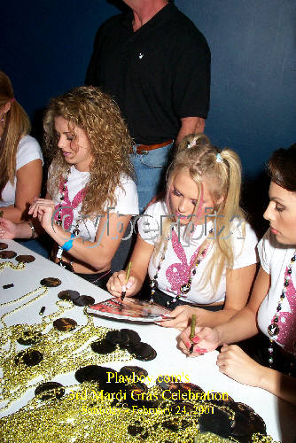 PlaymatesSigningBeads.jpg