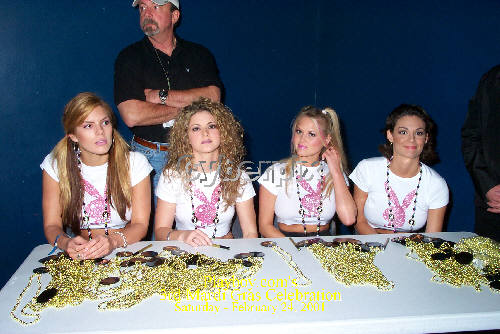 PlaymatesSigningBeads2.jpg